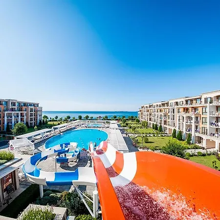 Premier Fort Beach Luxury