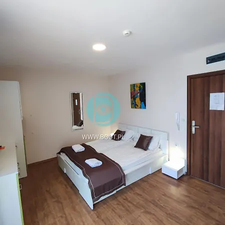 Premier Luxury Apartamento *