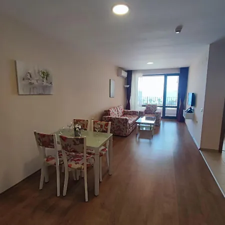 Premier Fort Beach Luxury Свети-Влас