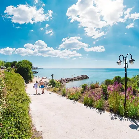 Апартаменты Premier Fort Beach Luxury Свети-Влас