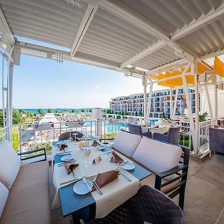 Premier Fort Beach Luxury Апартаменты *