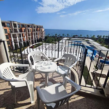 Premier Fort Beach Luxury *