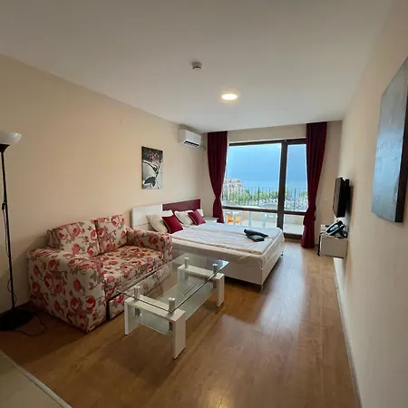 Premier Luxury شقة *