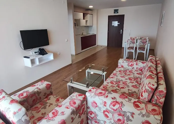 Premier Fort Beach Luxury *